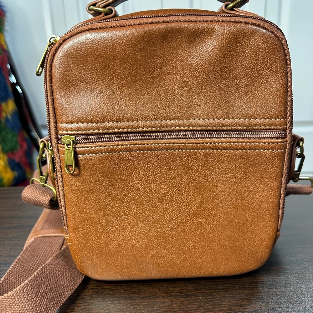 U.S. Army Faux Leather Gear Organizer Bag With Metal Plaque - Picture 5 of 15